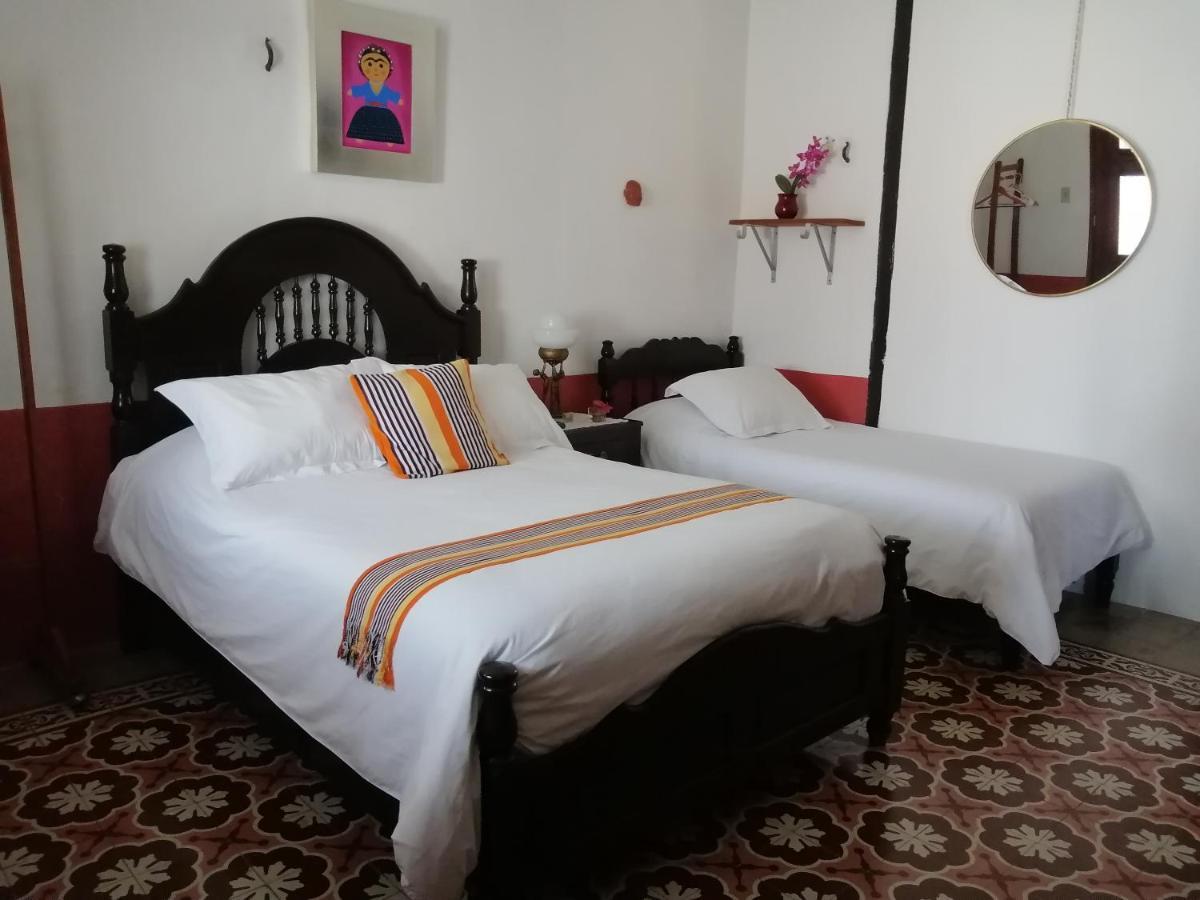 Casa De Zari Bed & Breakfast Campeche Exterior photo